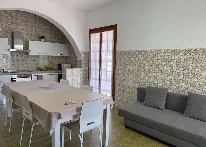 Donnapeppina Siracusa 公寓 *